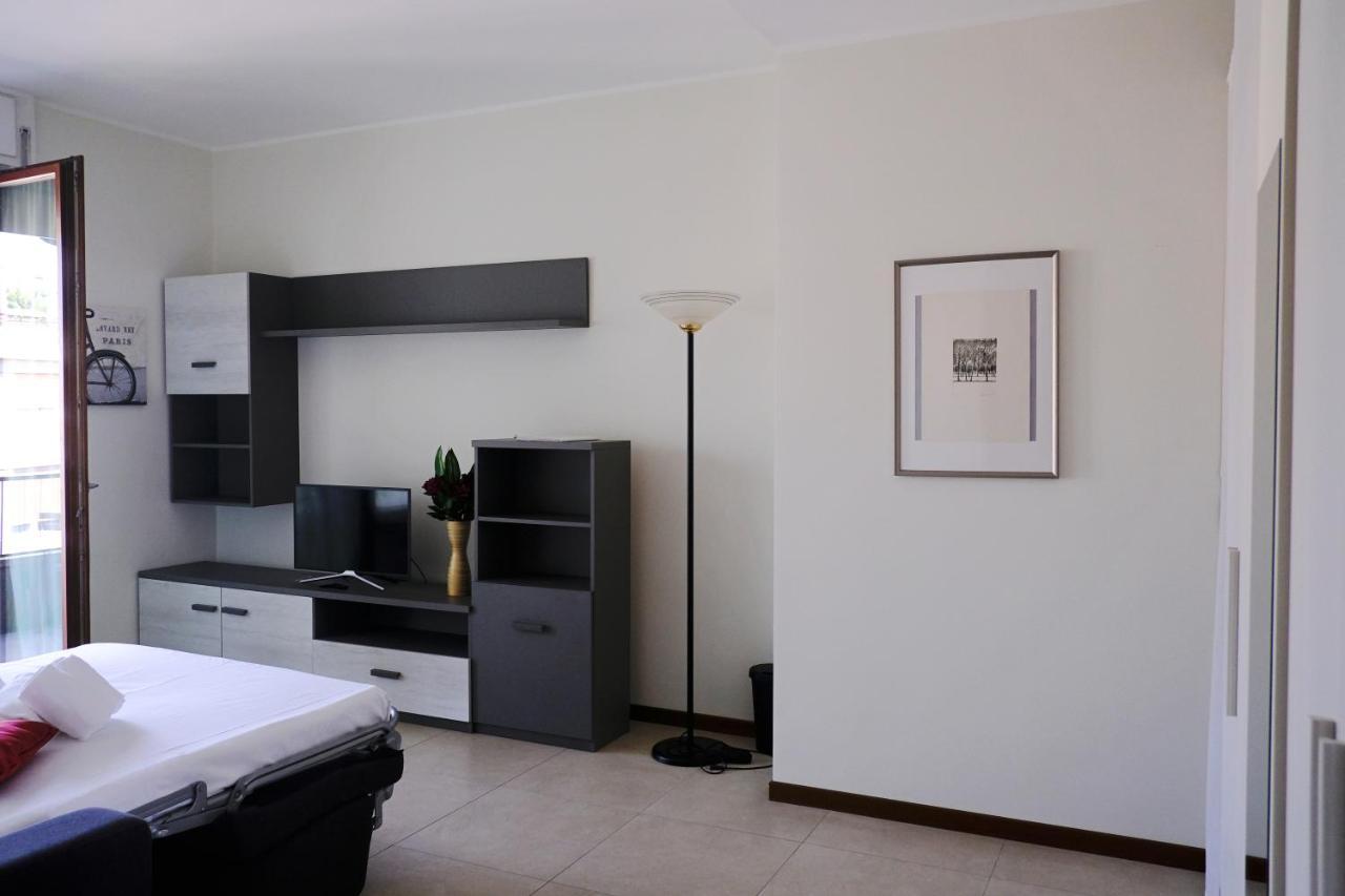 Best Way Rent - Elegante Loft Con Terrazzo Mailand Exterior foto